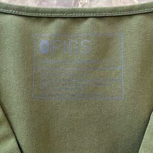 FIGS women’s large, technical collection in Olive